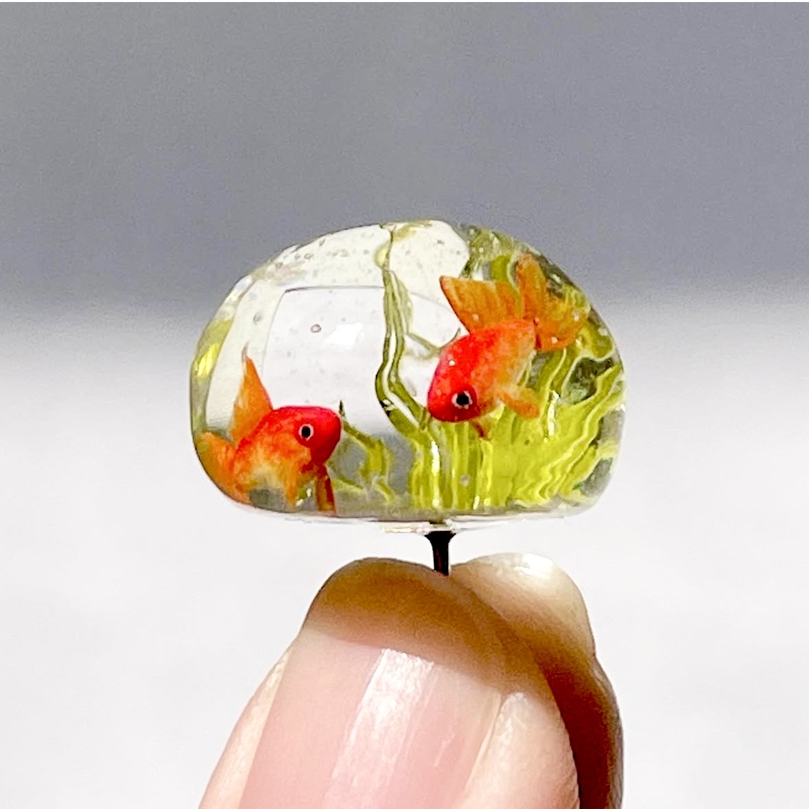 Handcraft: fingertip globe